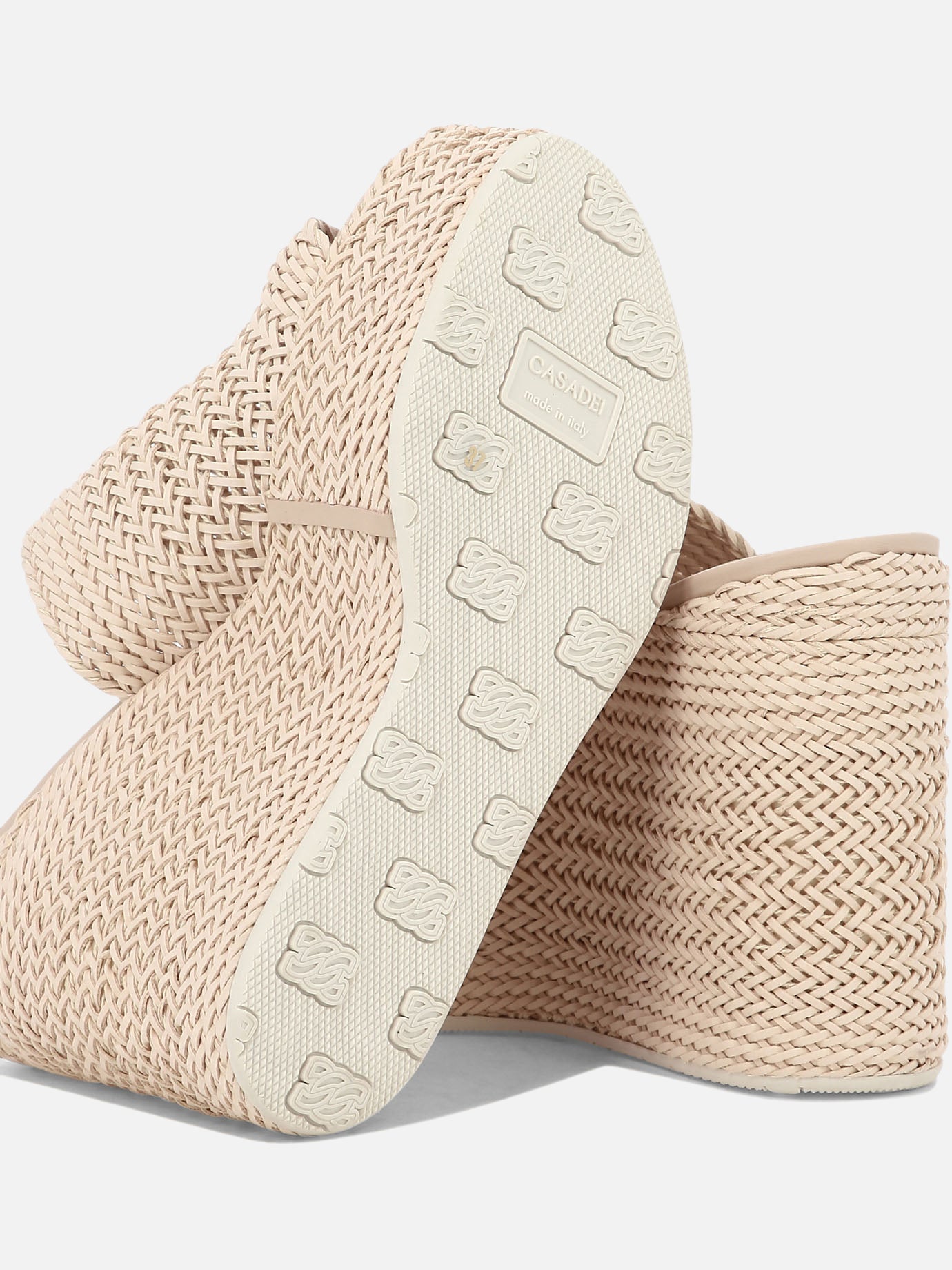 "Twiga" sandals