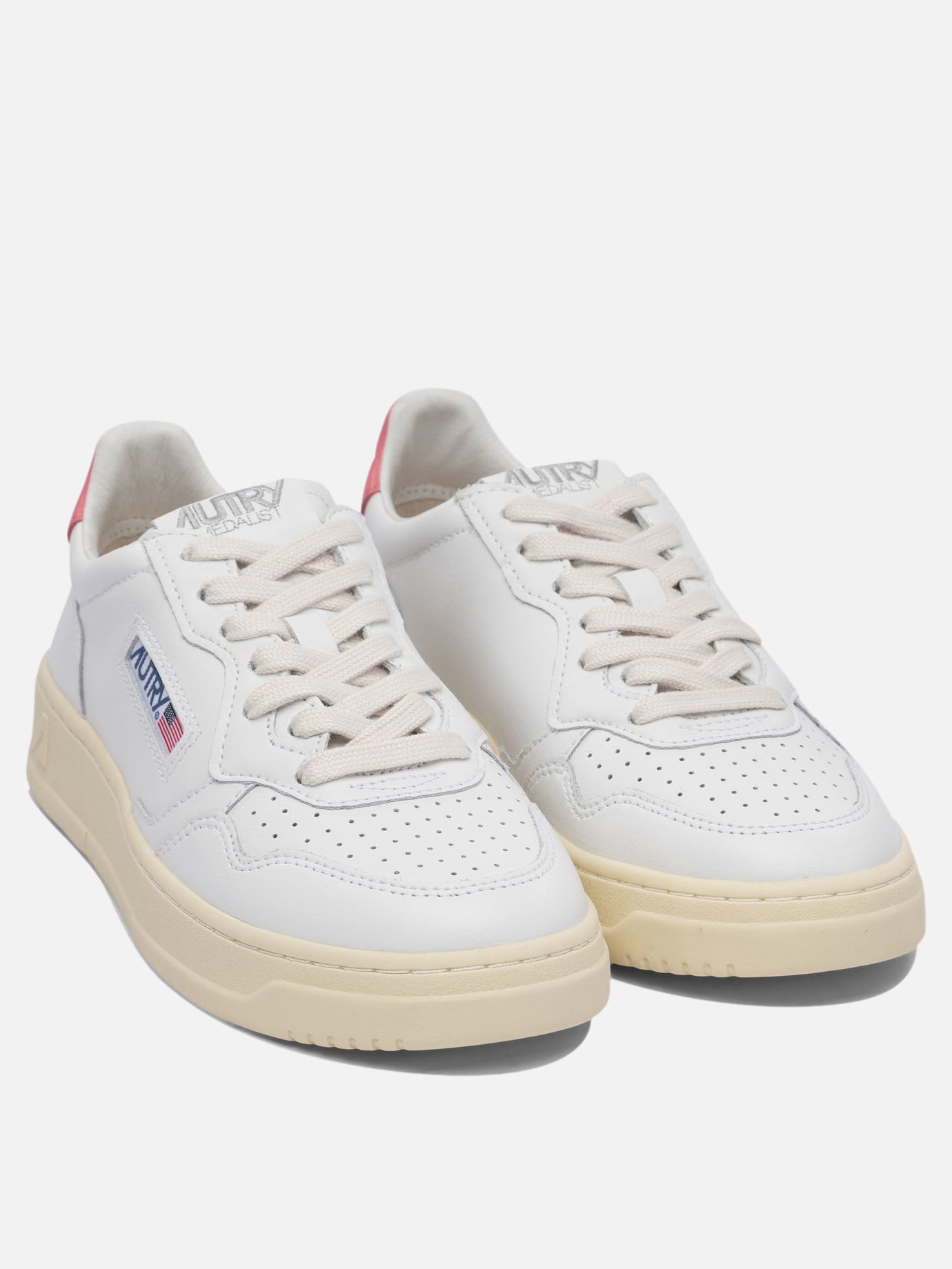Autry "Medalist Low" sneakers White