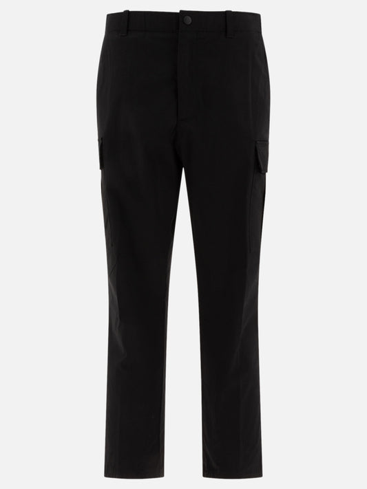 Moncler Pantaloni cargo in gabardine 15255555_46 Black 1