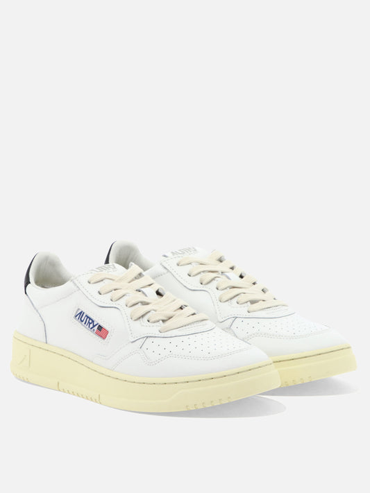 Sneaker basse 100% cow leather - 100% rubber  Bianco - Autry Uomo | PLP | VIETTI Online Store | 2
