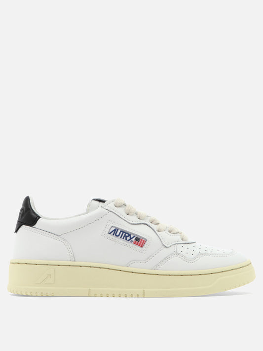Sneaker basse 100% cow leather - 100% rubber  Bianco - Autry Donna | PLP | VIETTI Online Store 
