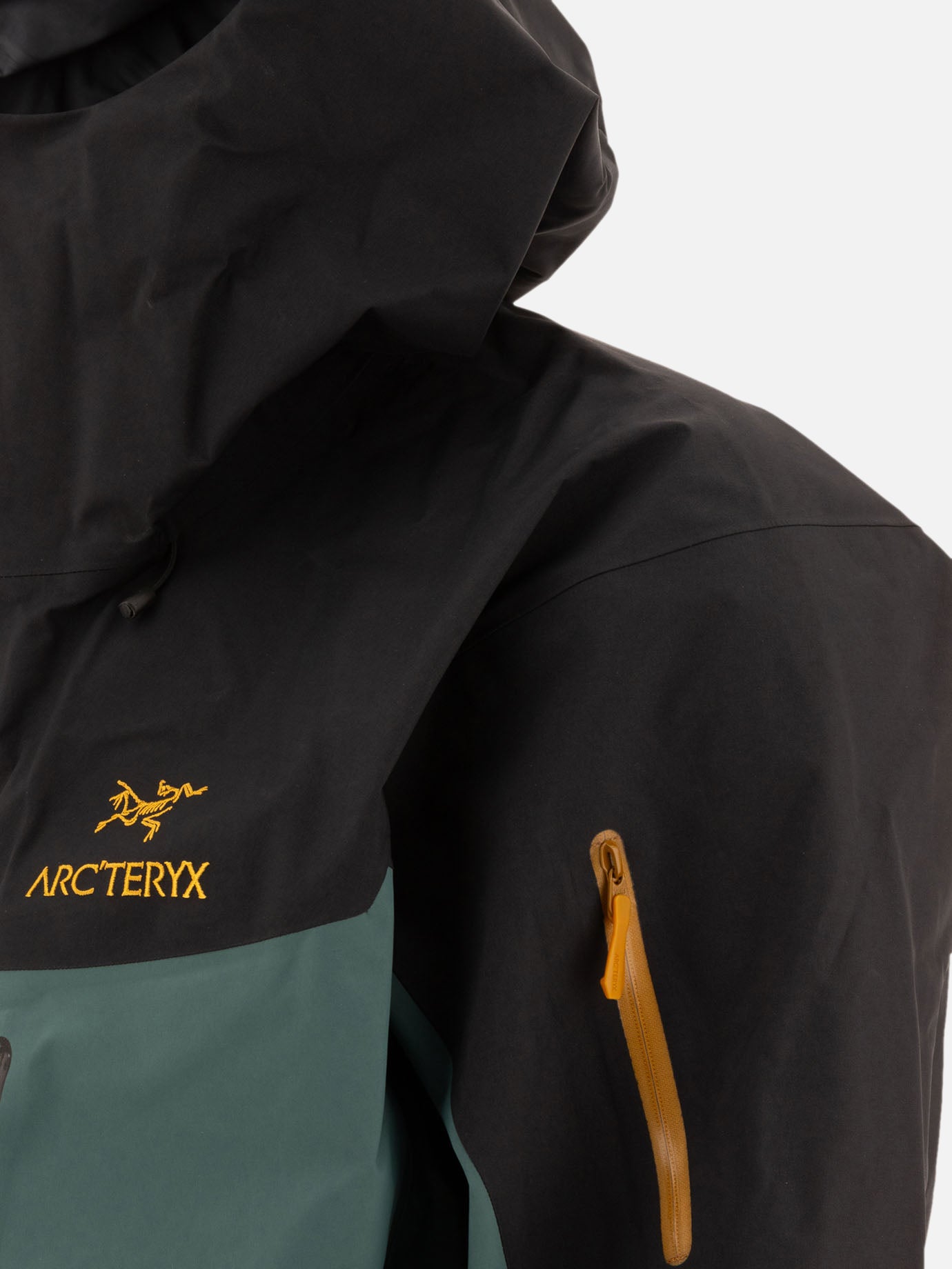 Arc'teryx "Alpha SV" jacket Green