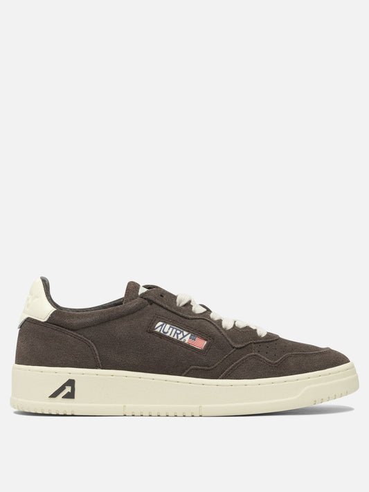 Sneaker basse 100% cow leather - 100% rubber  Marrone - Autry Uomo | PLP | VIETTI Online Store 
