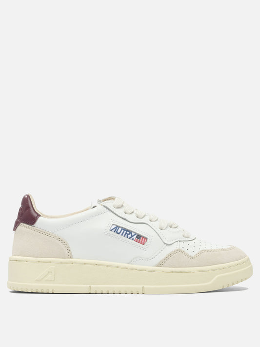 Low top sneakers 100% cow leather - 100% rubber  White - Autry Women | PDP | VIETTI Online Store 
