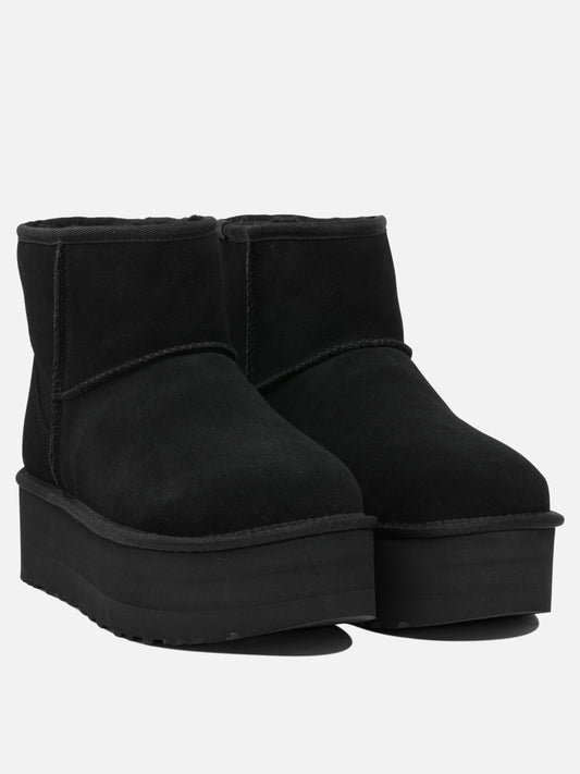 Pull-on boots 100% leather - 100% rubber  Black - Ugg Women | PLP | VIETTI Online Store | 2
